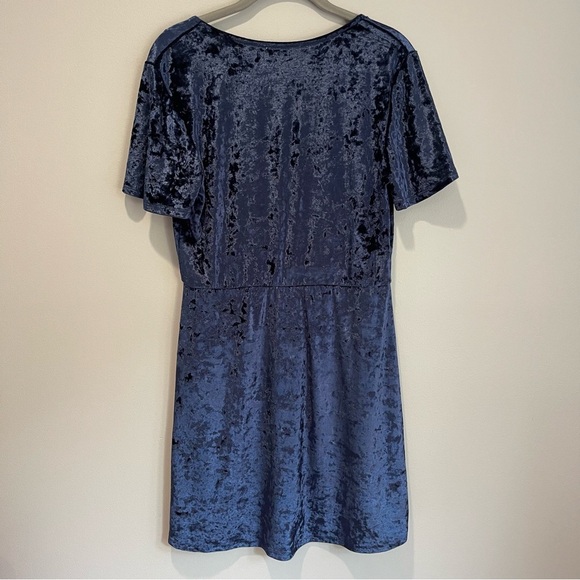 L.A. Hearts Dark Blue Velvet Dress - Picture 2 of 3